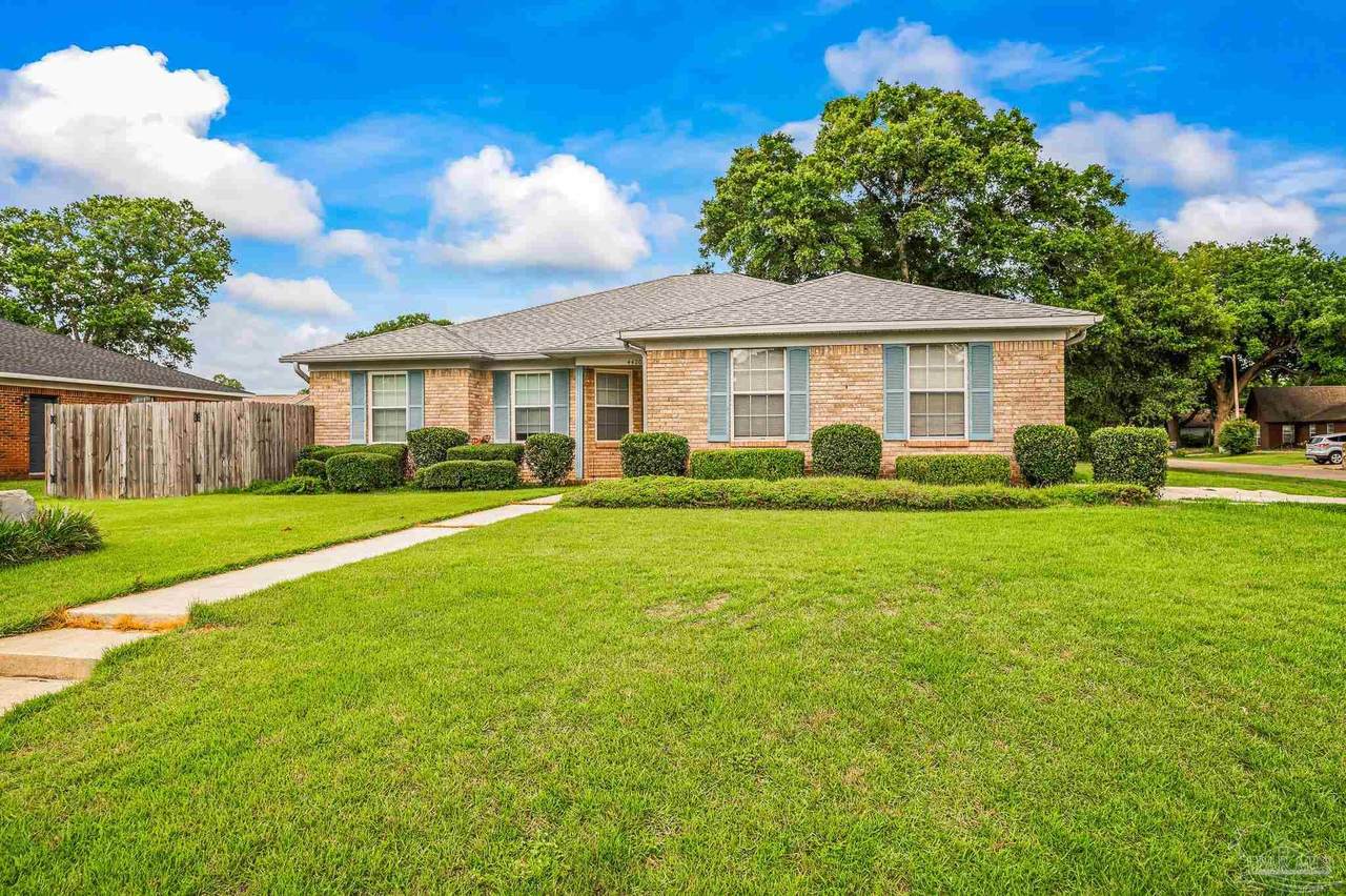 4420 Bellwood Cir - Photo 1
