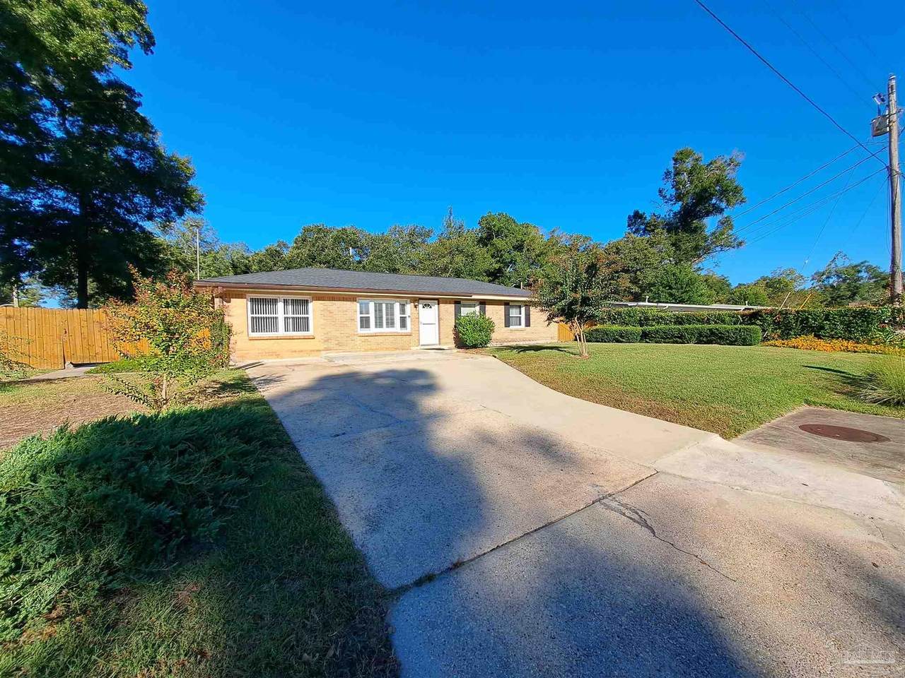 8101 Chapperal Dr - Photo 1