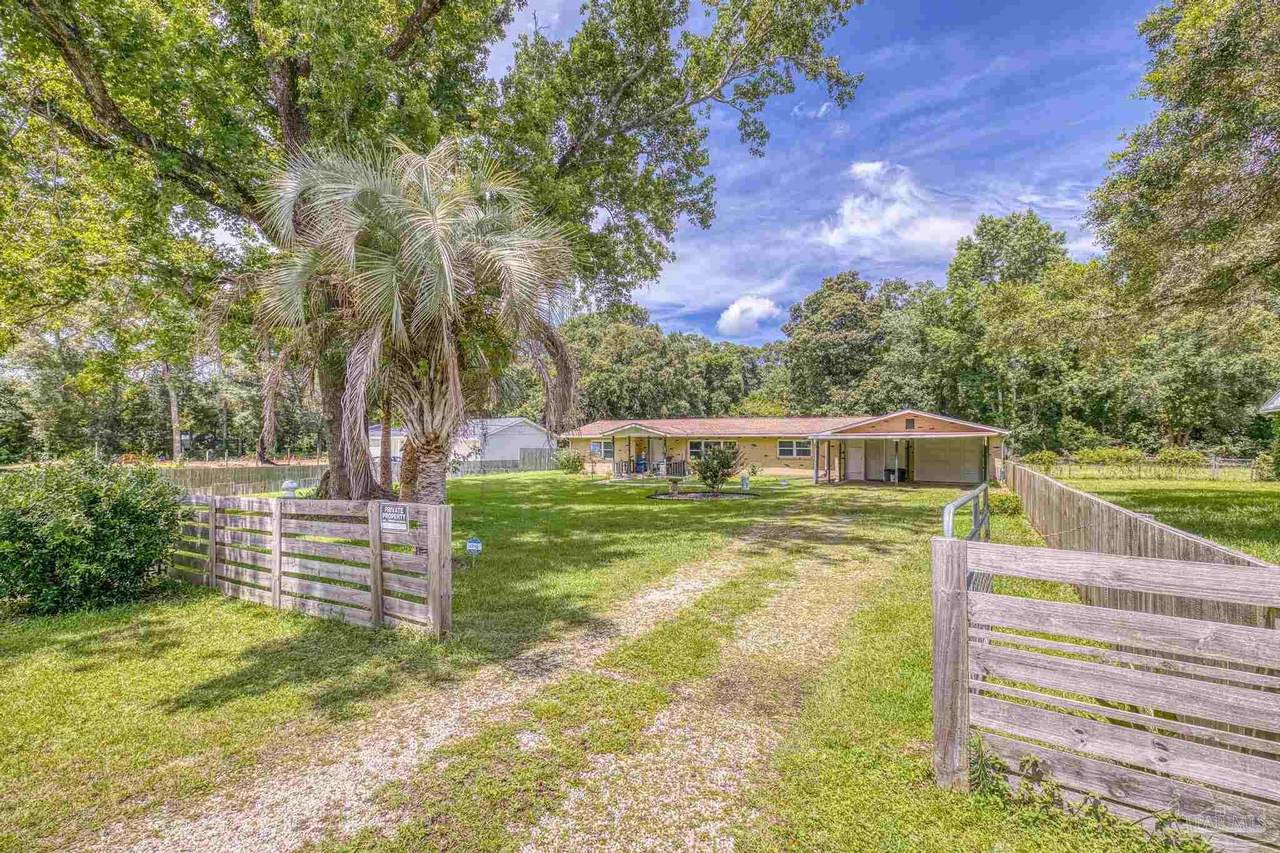 6202 Lucy St - Photo 1