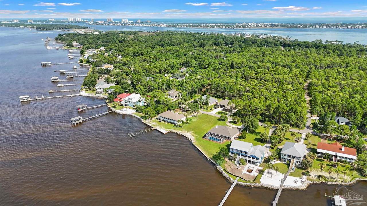 5452 Shore Rd - Photo 1