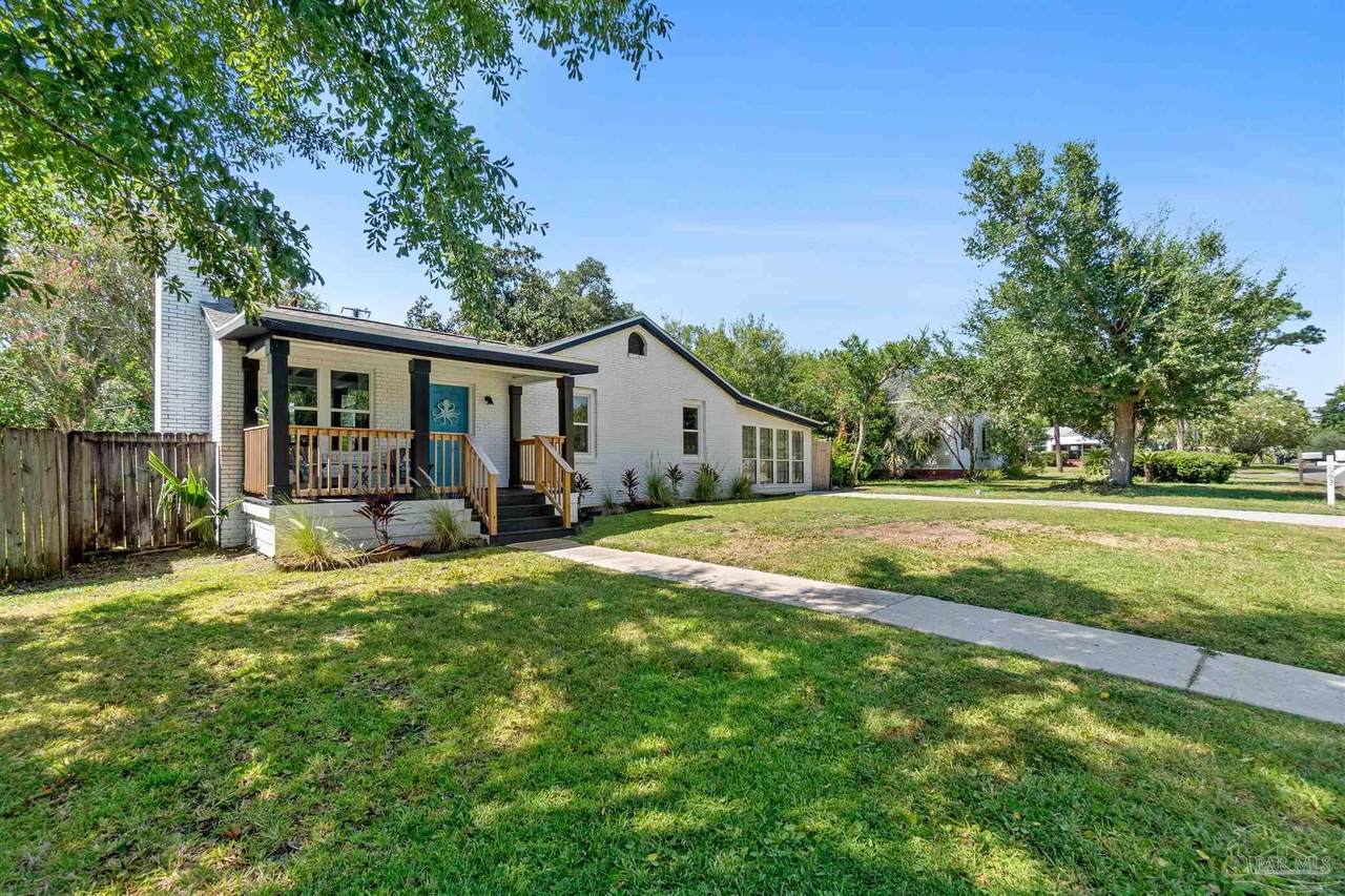 303 Syrcle Dr - Photo 1
