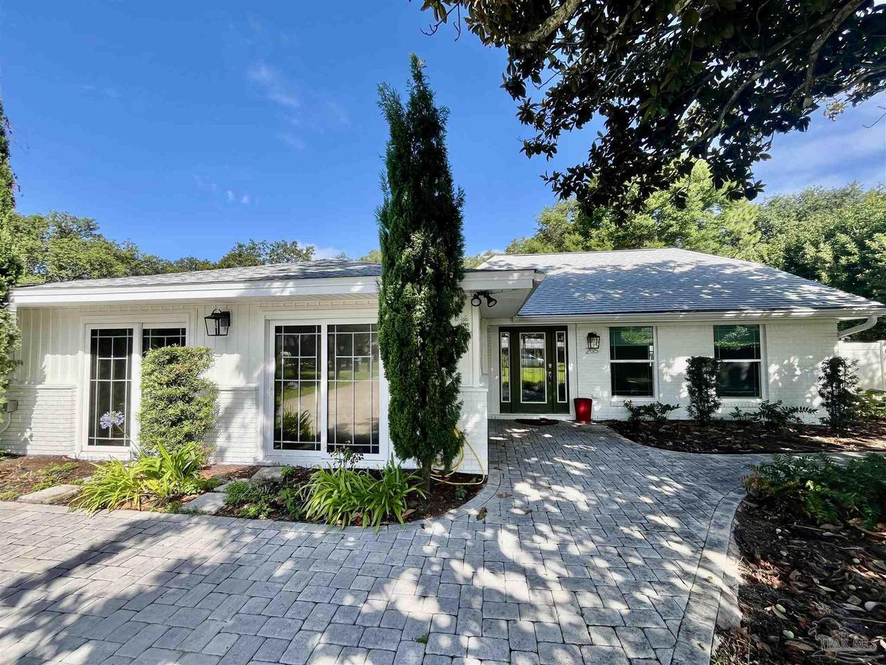 205 Florida Ave - Photo 1