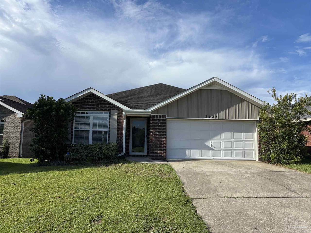 2423 Flintstone Dr - Photo 1