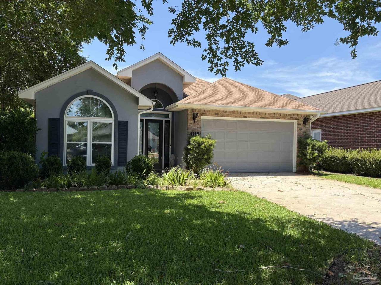 4115 Oak Pointe Dr - Photo 1