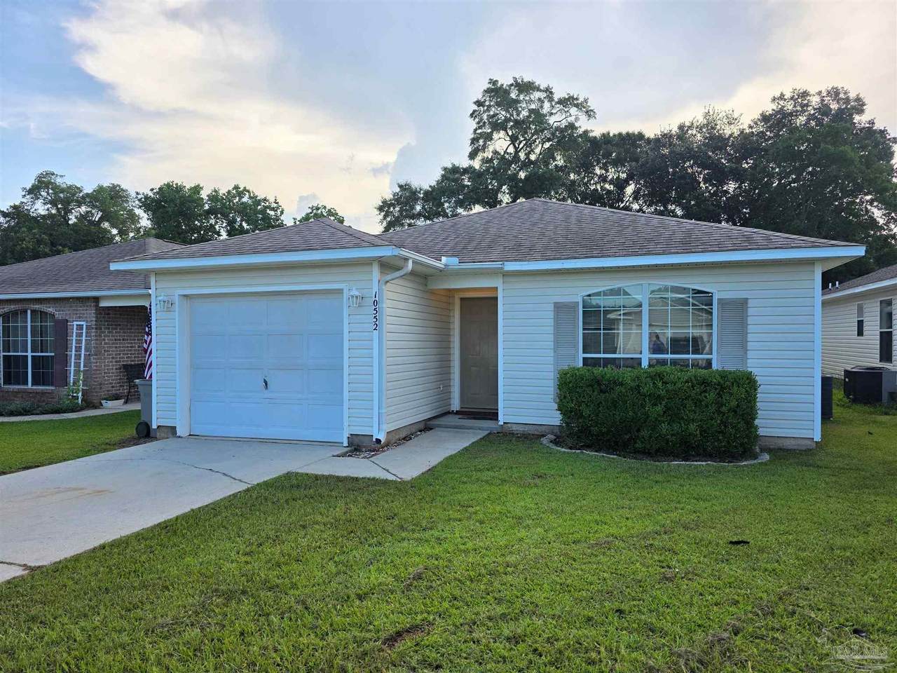 10552 Wilderness Ln - Photo 1