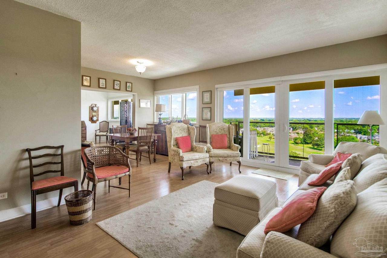 825 Bayshore Dr - Photo 1
