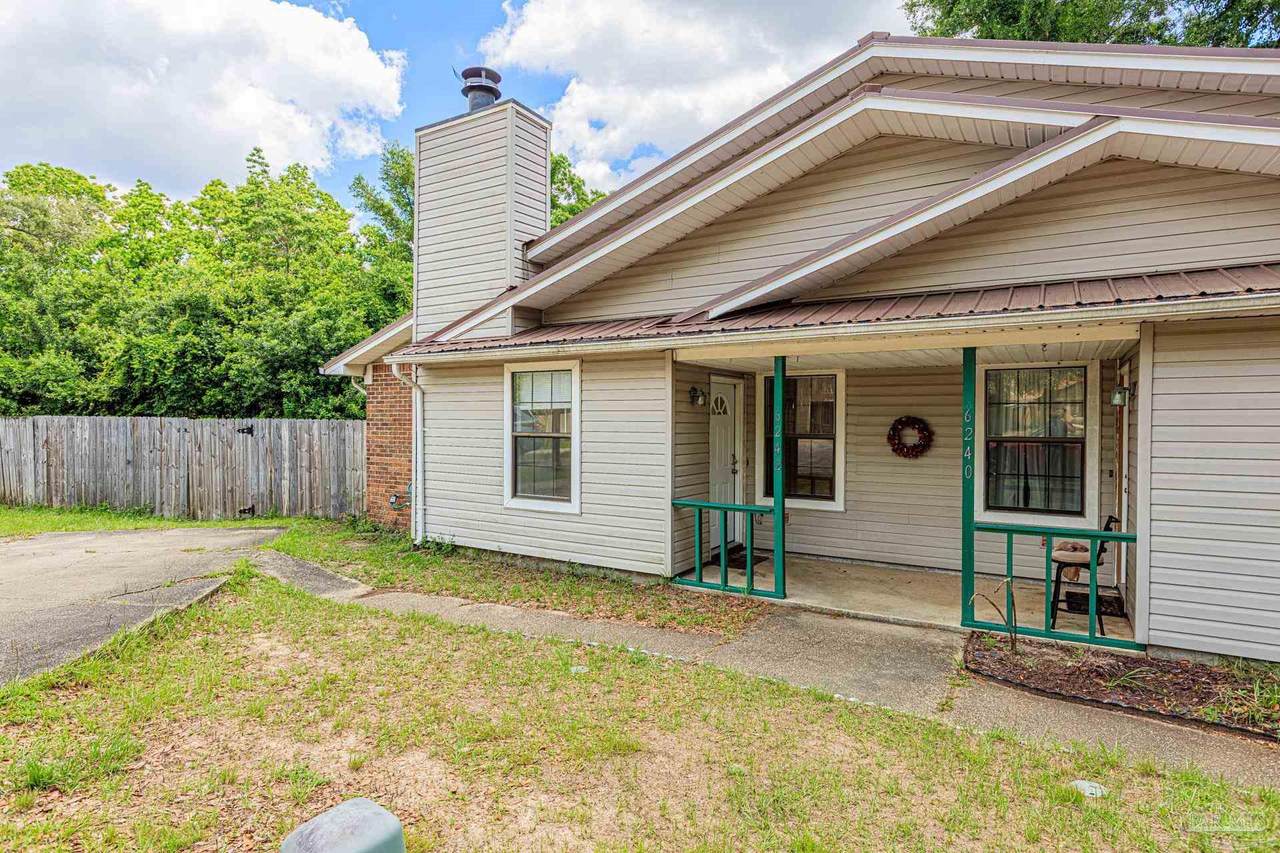 6242 Ridgegate Cir - Photo 1