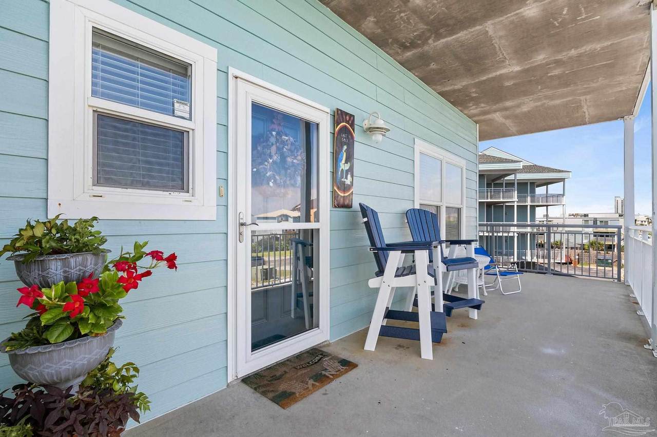 1150 Ft Pickens Rd - Photo 1