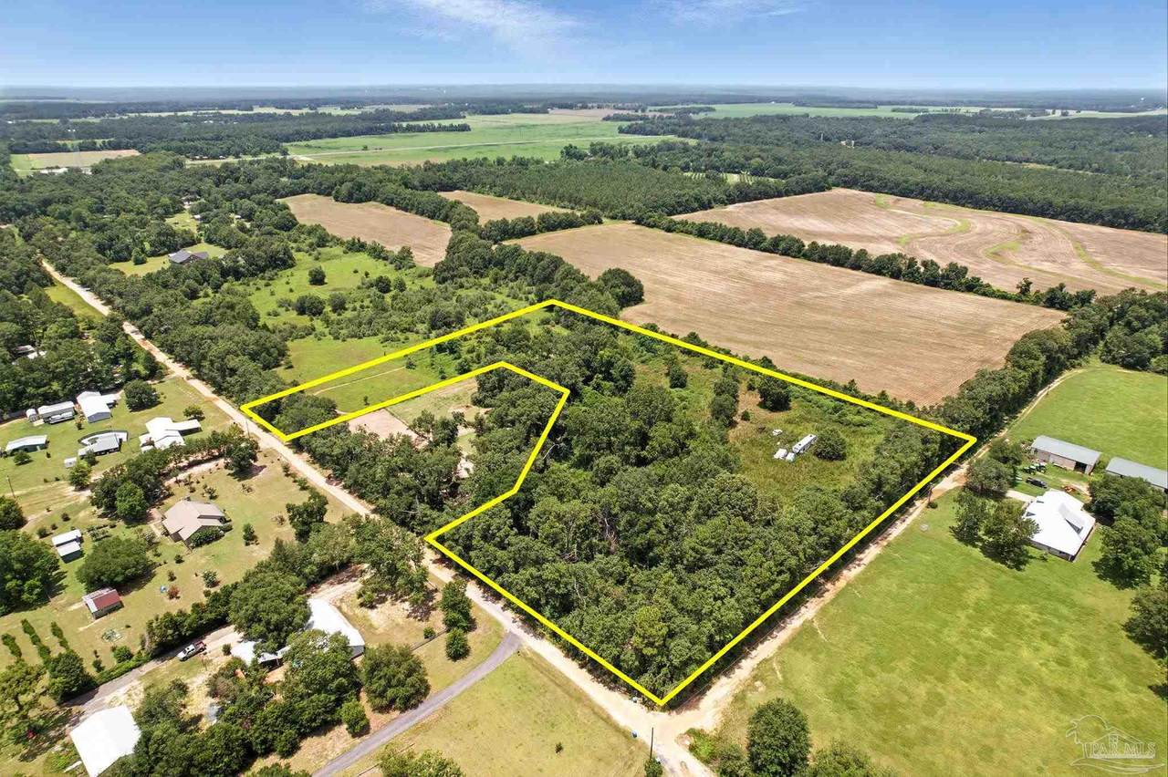 1495 Mccauley Rd - Photo 1