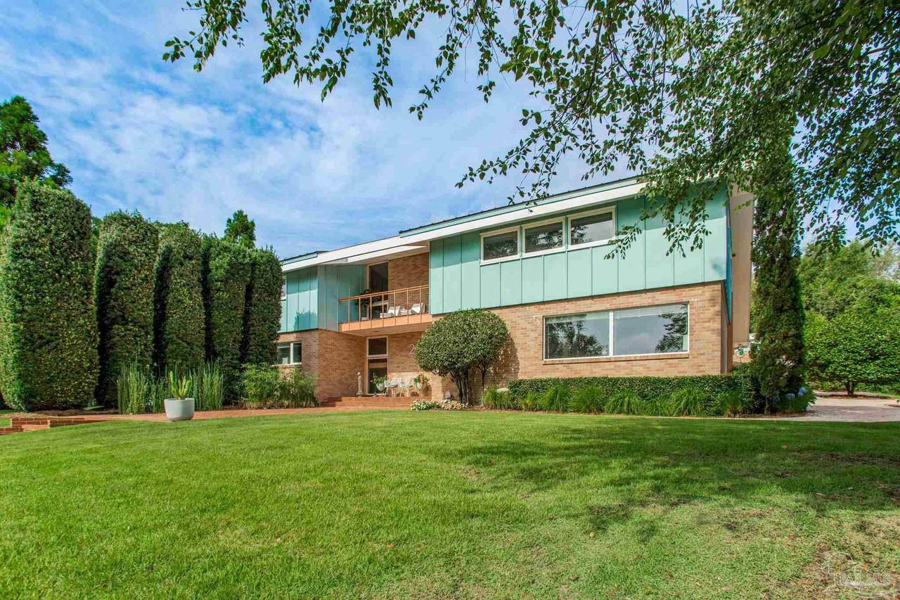 2621 Paradise Point Dr - Photo 1