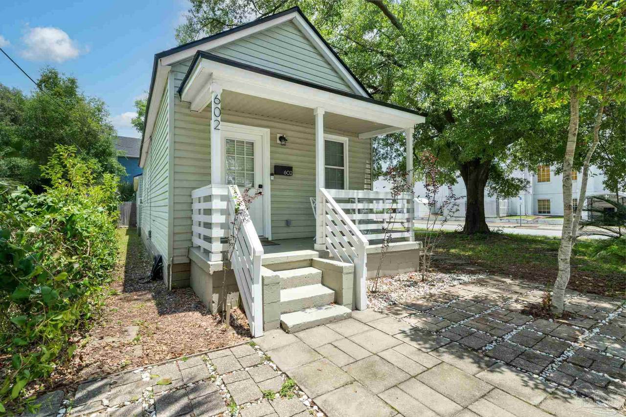 602 Jackson St - Photo 1