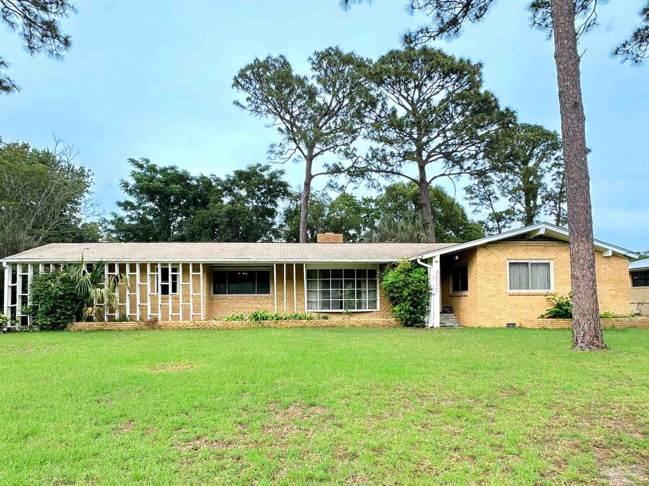 3040 Logan Dr - Photo 1