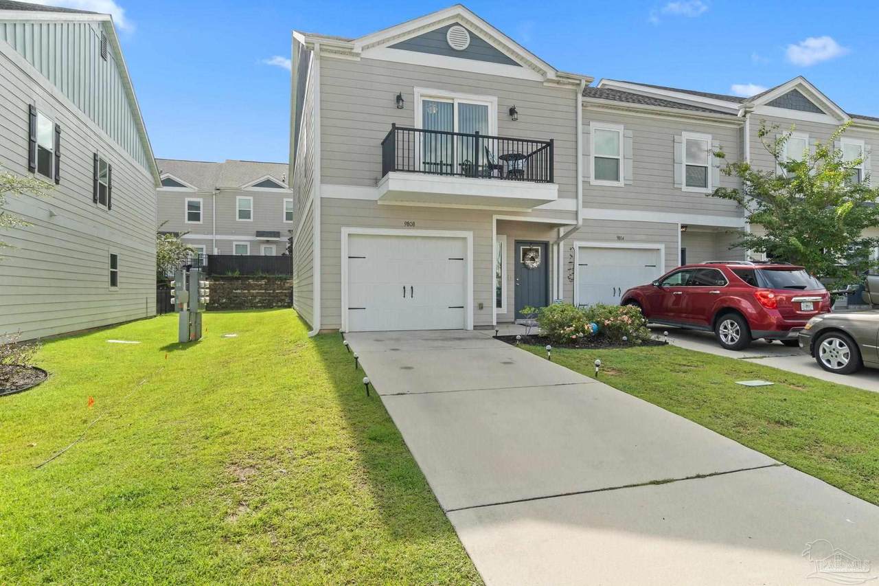 9808 Nature Creek Blvd - Photo 1
