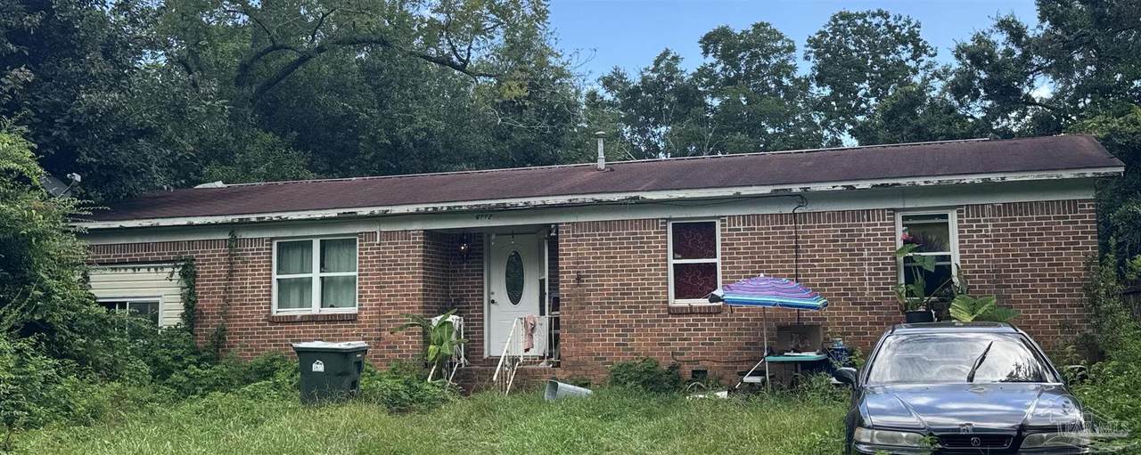 6112 Brosnaham Ave - Photo 1