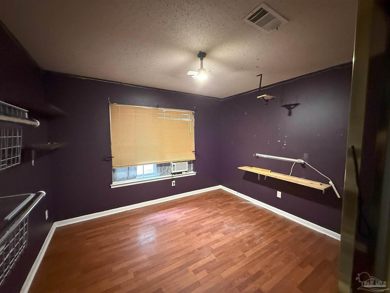 https://bt-photos.global.ssl.fastly.net/pensacola/1280_boomver_1_668579-2.jpg