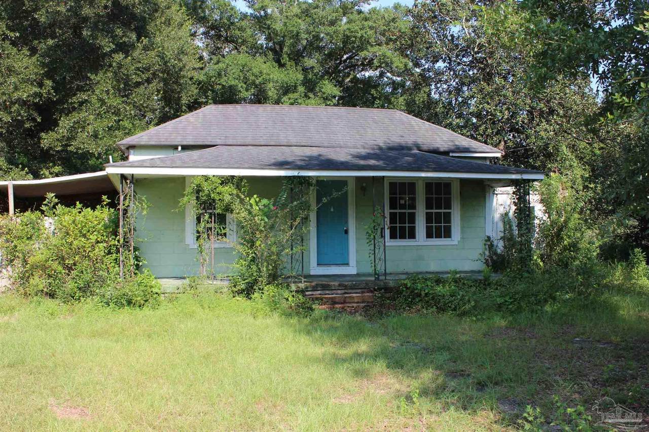 604 77th Ave - Photo 1