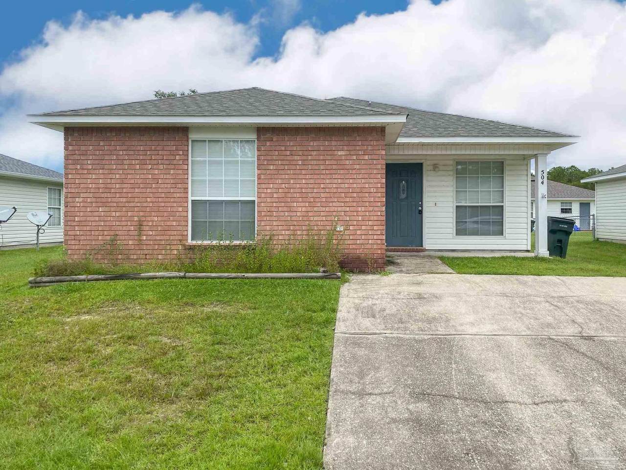 504 Ashwood Ln - Photo 1