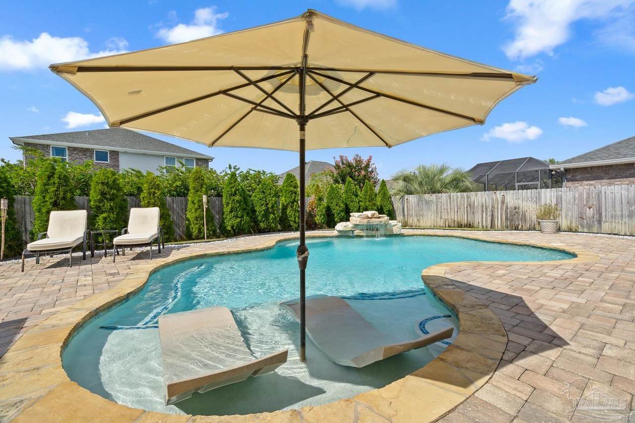 3552 Pelican Bay Cir - Photo 1