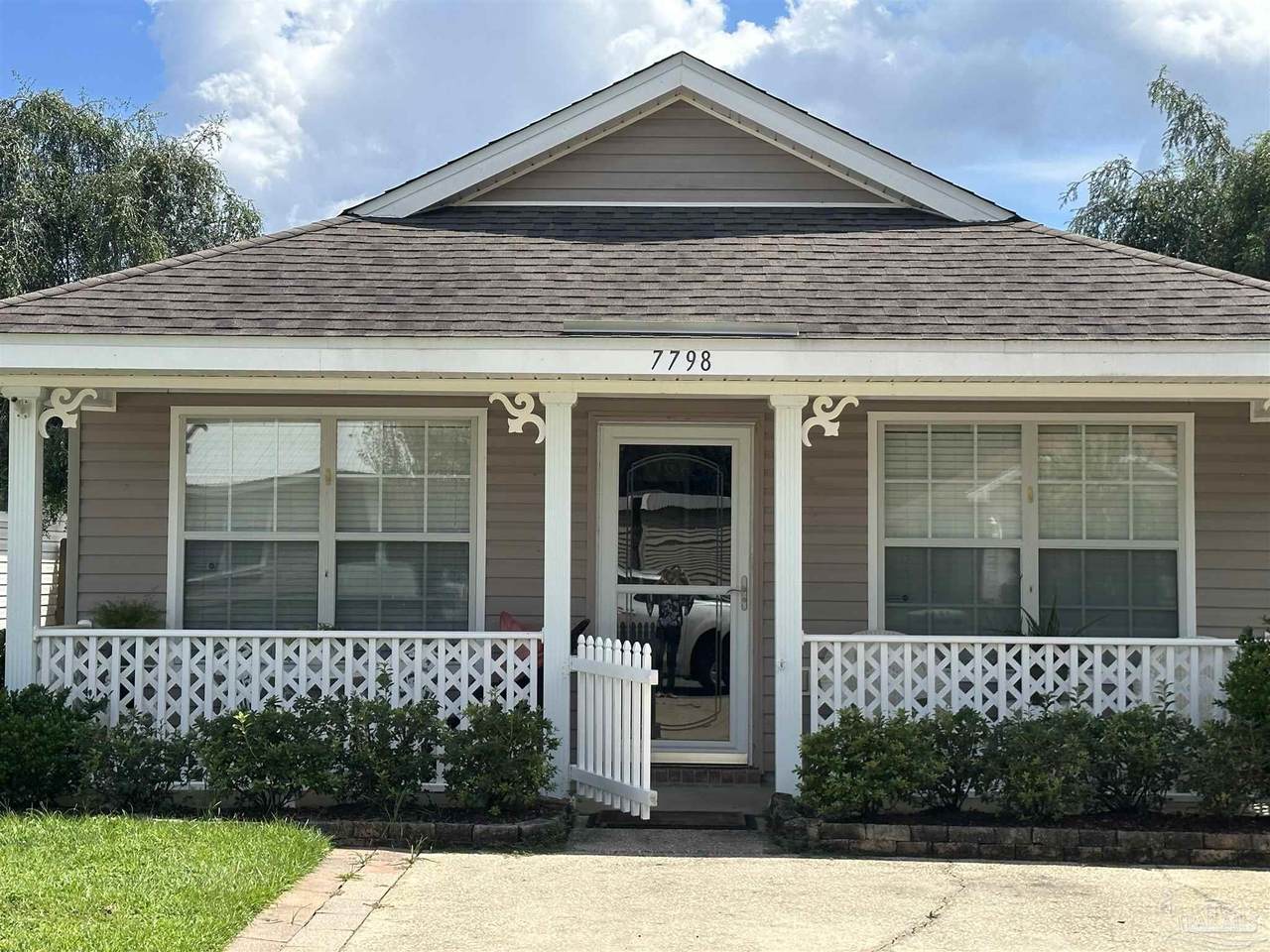 7798 Heirloom Dr - Photo 1