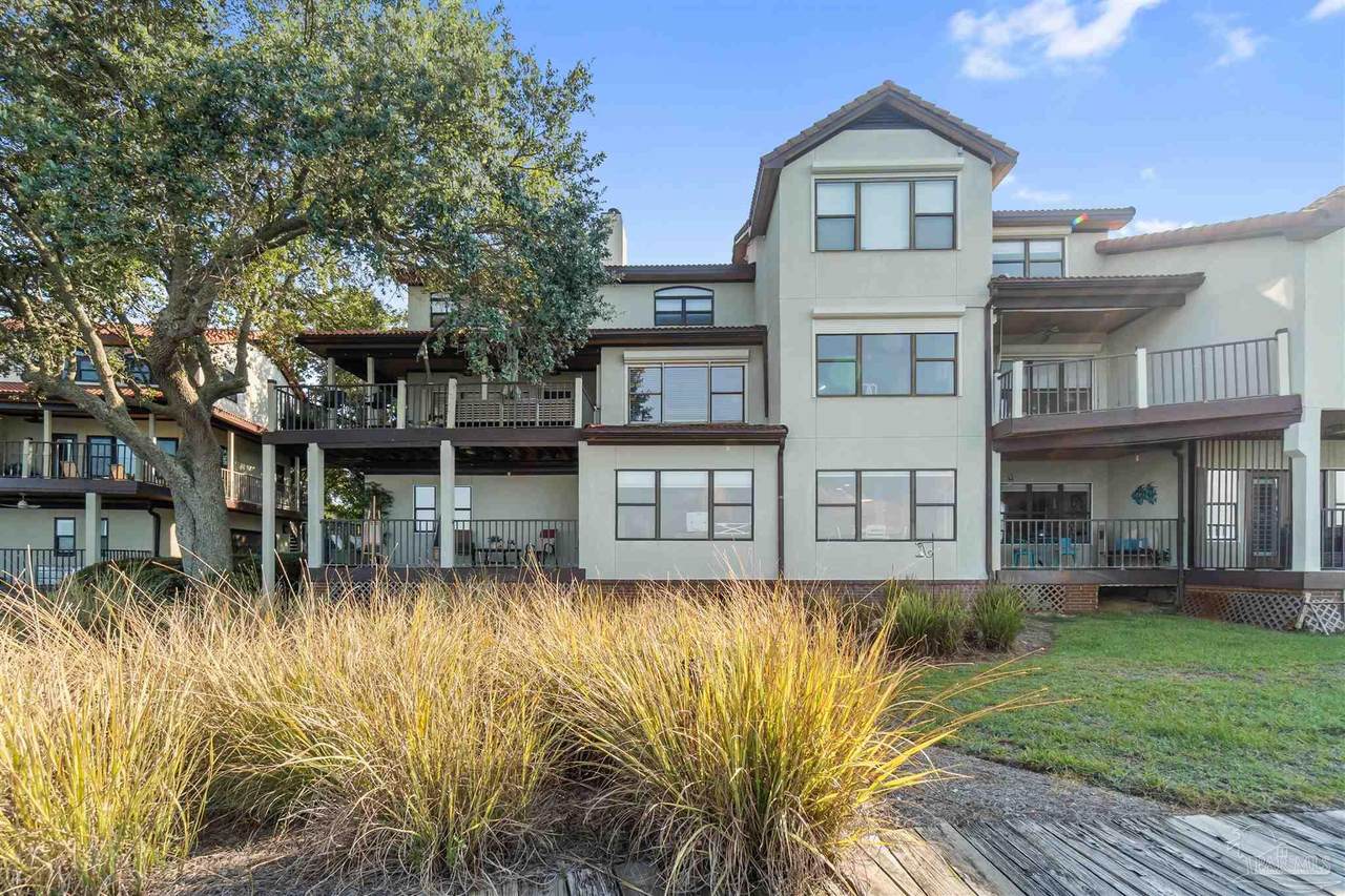 70 Baybridge Dr - Photo 1