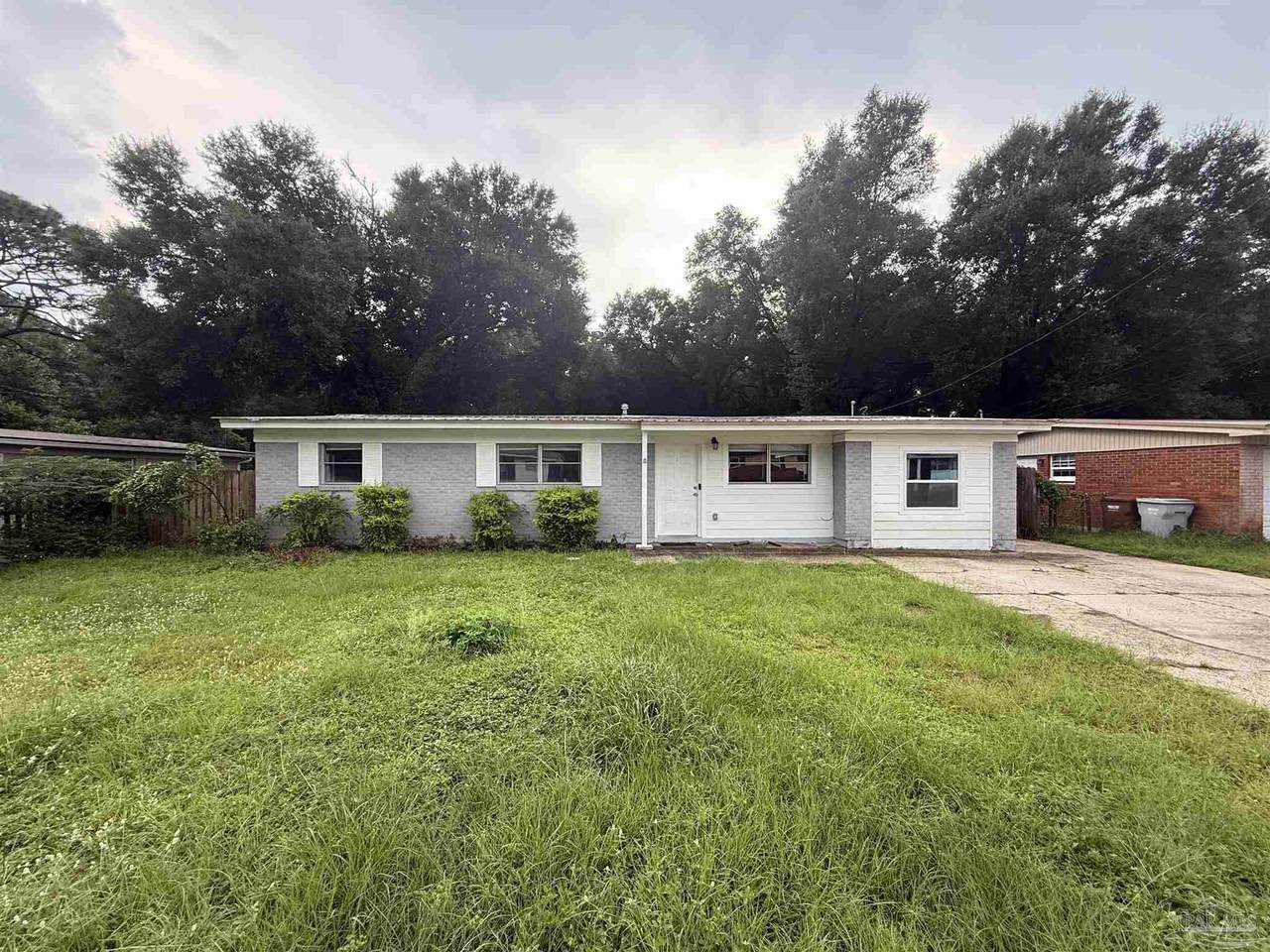 6441 Julia Dr - Photo 1