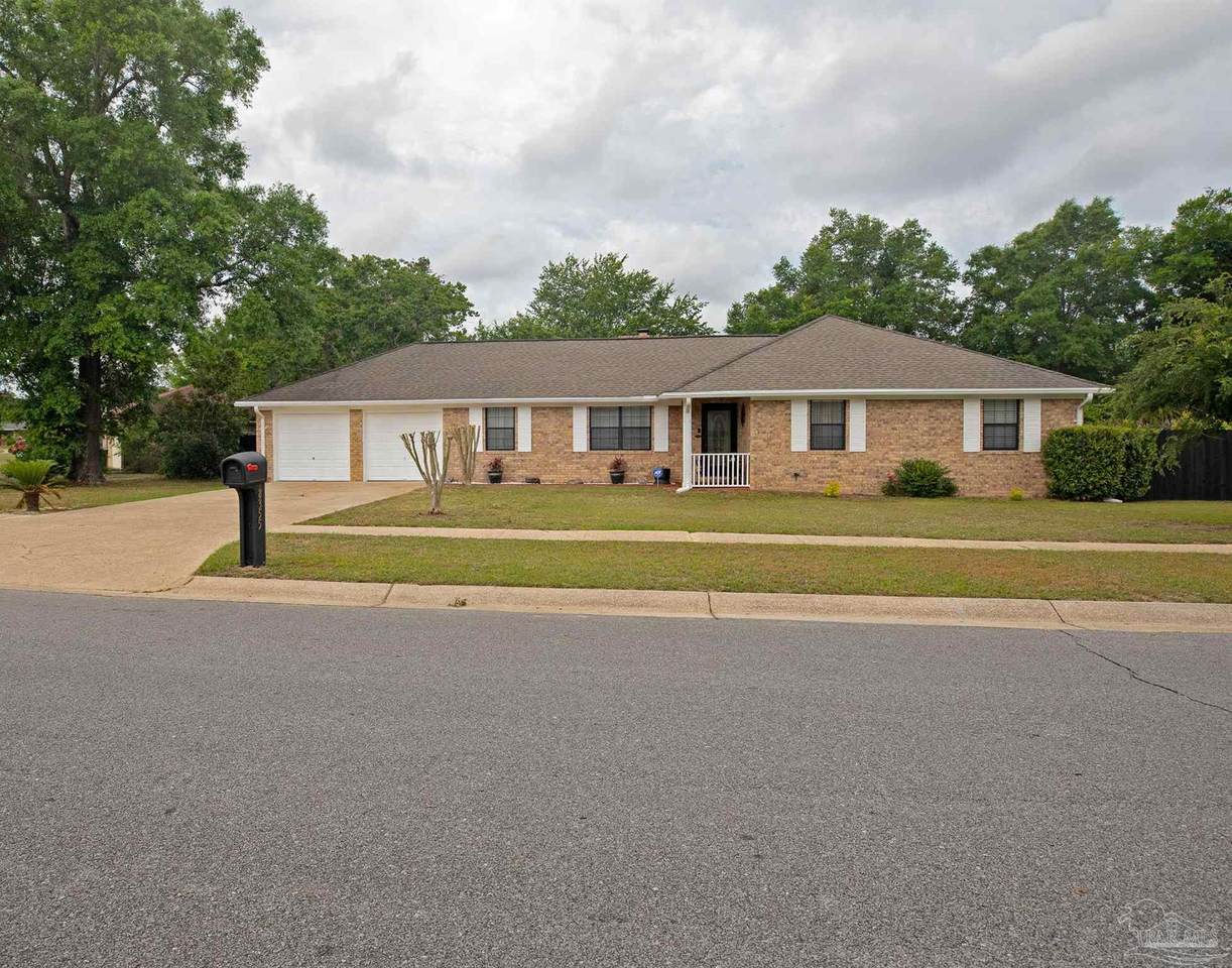 https://bt-photos.global.ssl.fastly.net/pensacola/1280_boomver_1_669782-2.jpg
