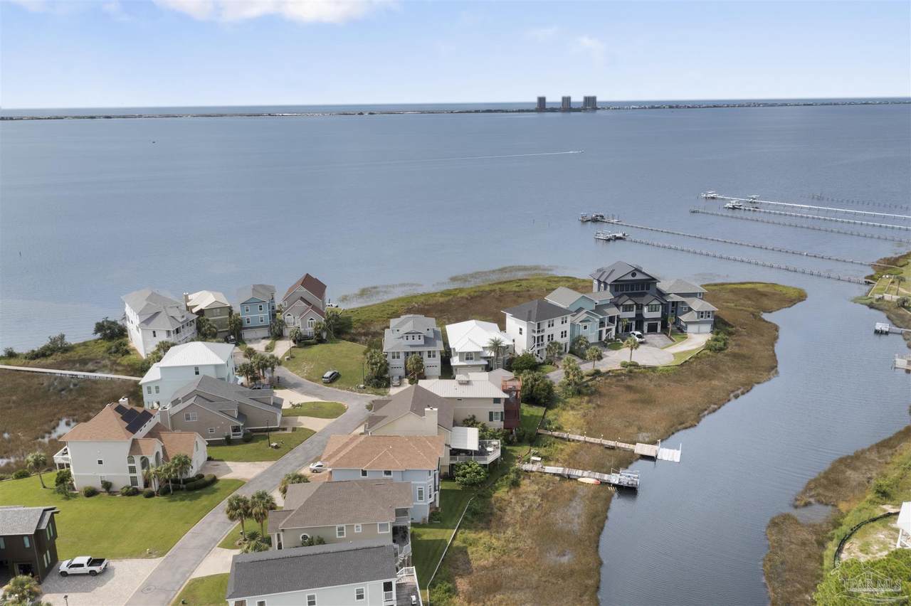 1161 Sawgrass Dr - Photo 1