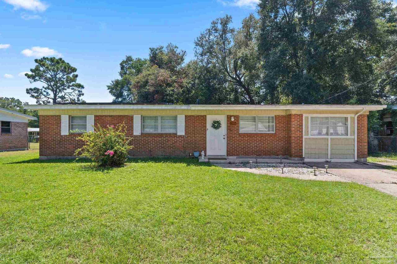 6022 Syrcle Ave - Photo 1