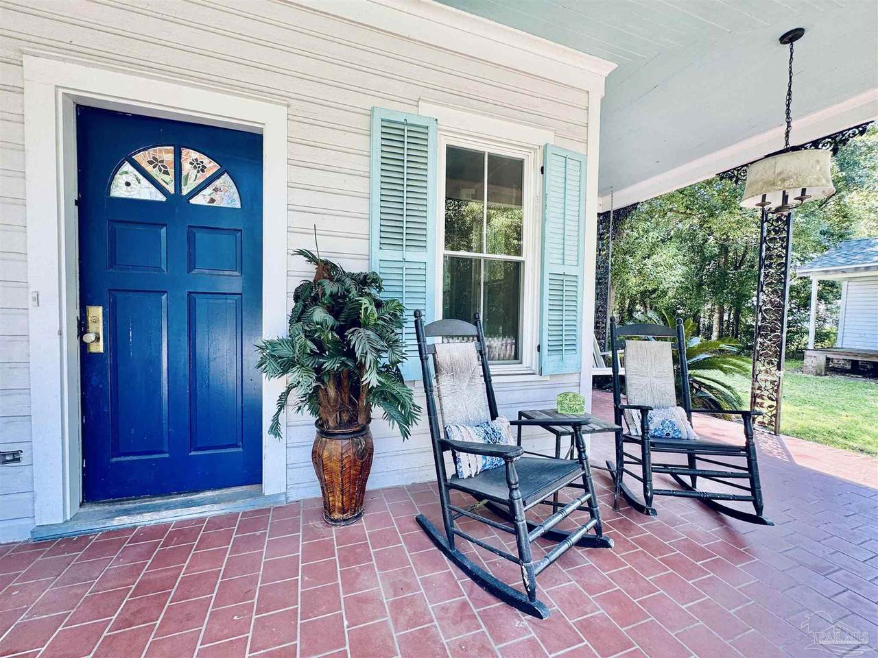 6957 Thompson St - Photo 1