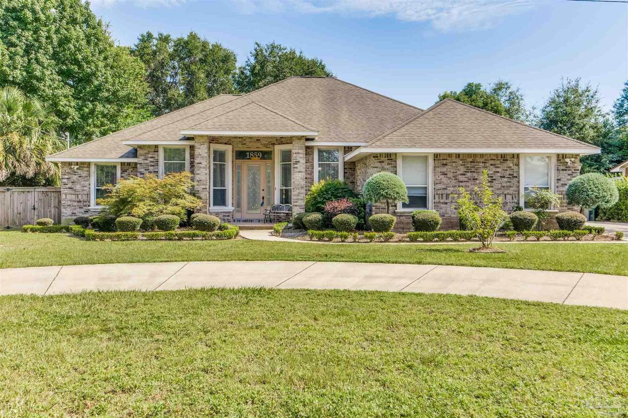 1859 Summit Blvd - Photo 1