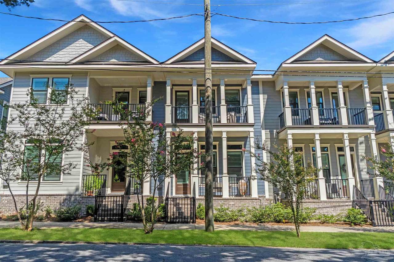 804 Baylen St - Photo 1