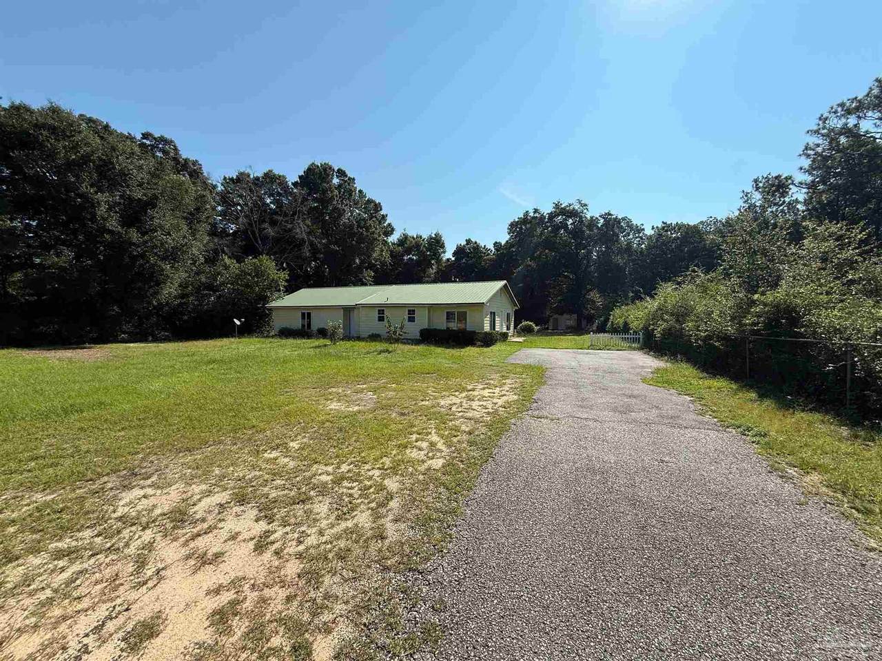 3950 Oakus Dr - Photo 1