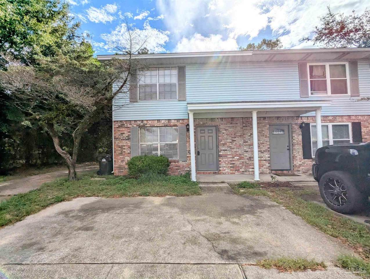 6220 Lanier Dr - Photo 1