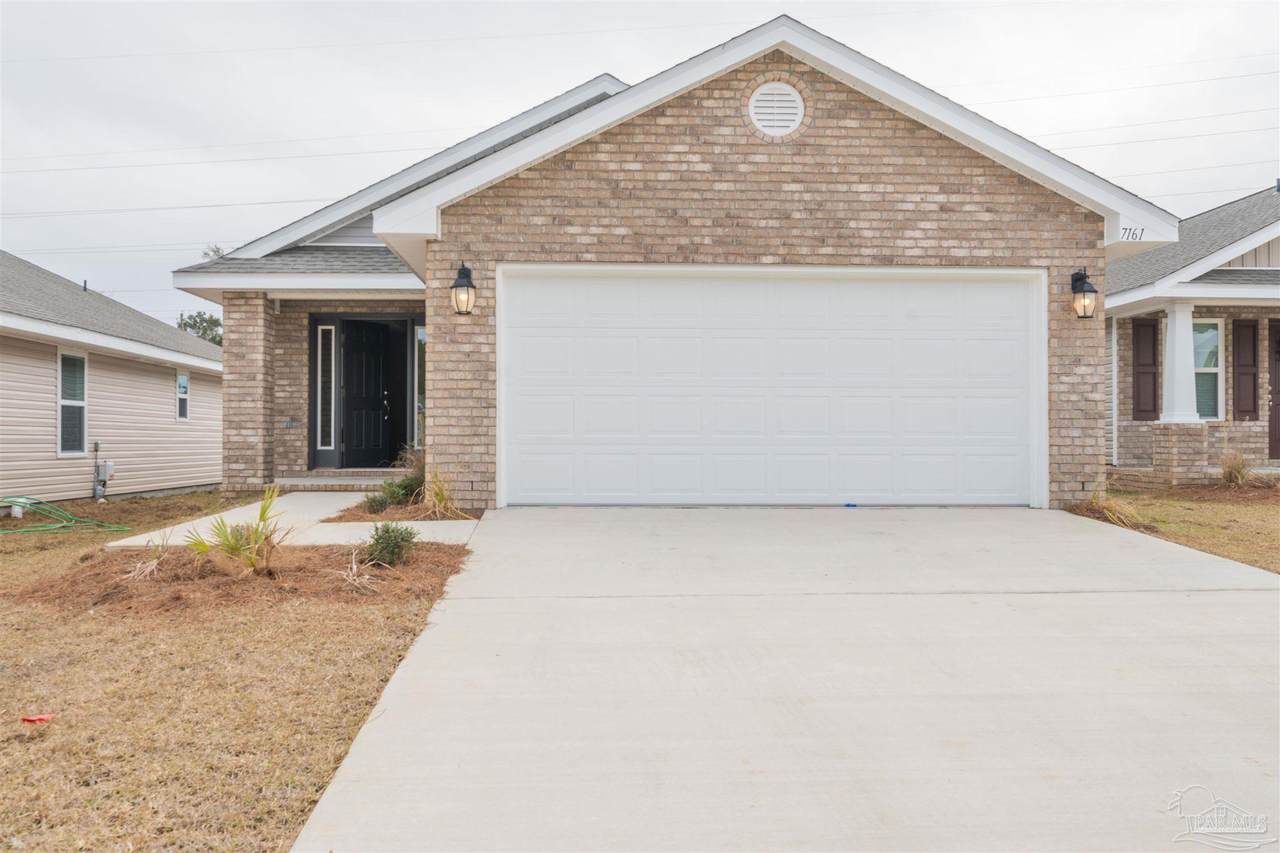 8089 Westpointe Ln - Photo 1