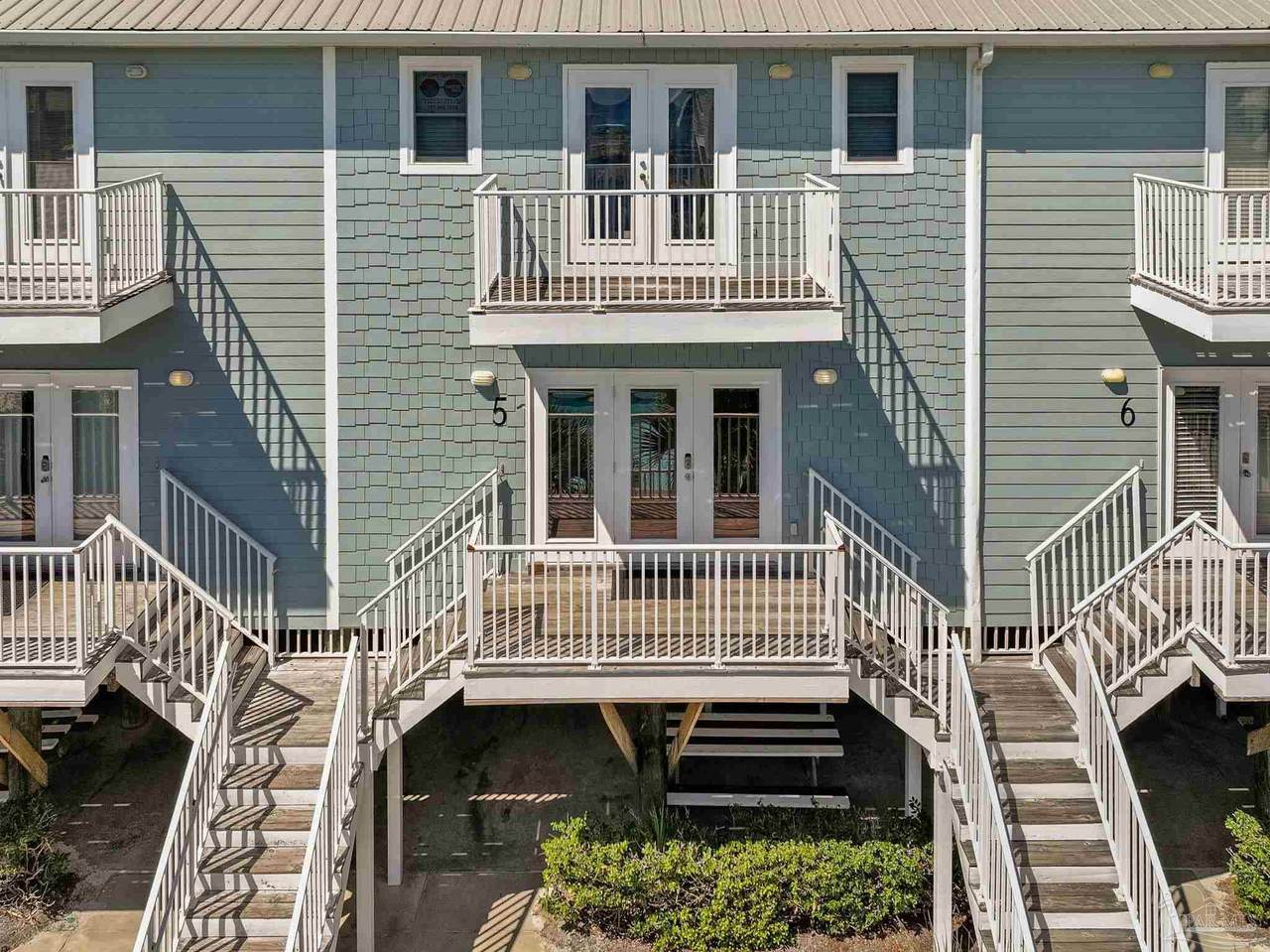 1488 Beach Blvd - Photo 1