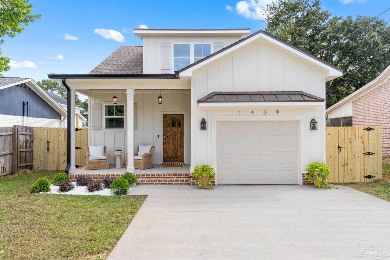 1409 Leonard St - Photo 1