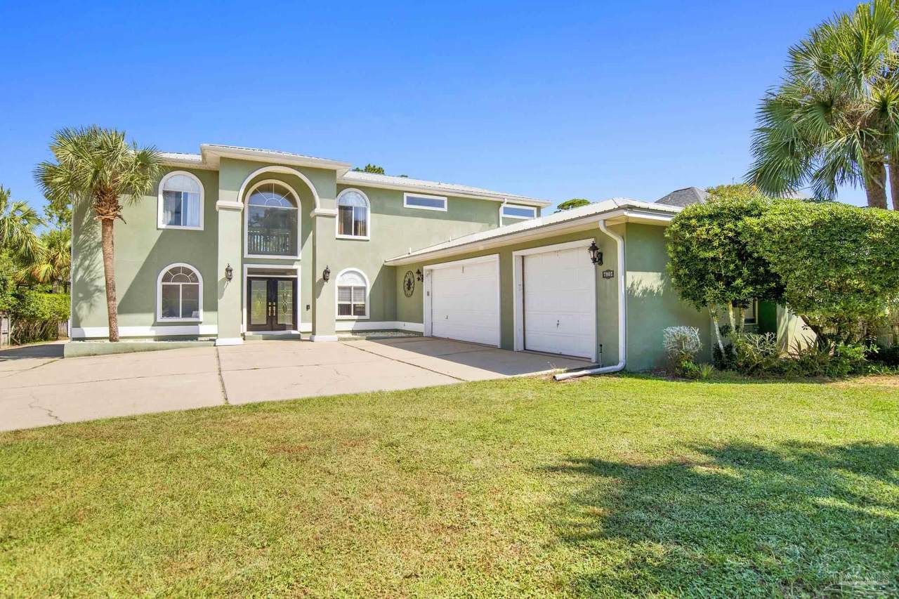 7902 Sleepy Bay Blvd - Photo 1