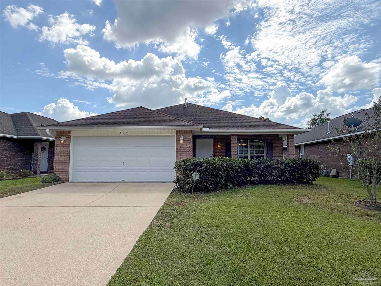 697 Mozingo Ln - Photo 1