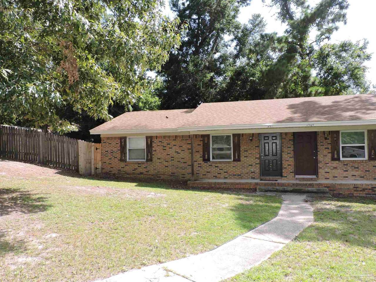 4911 Yacht Harbour Cir - Photo 1