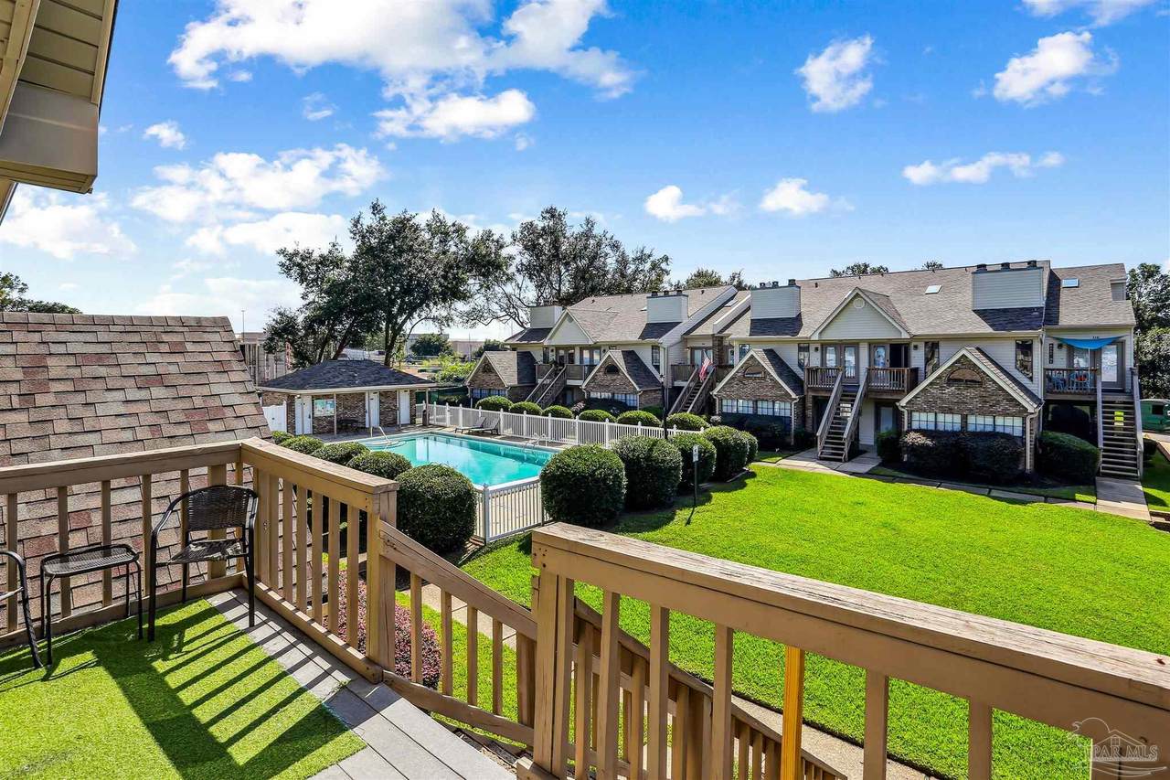 7150 Plantation Rd - Photo 1