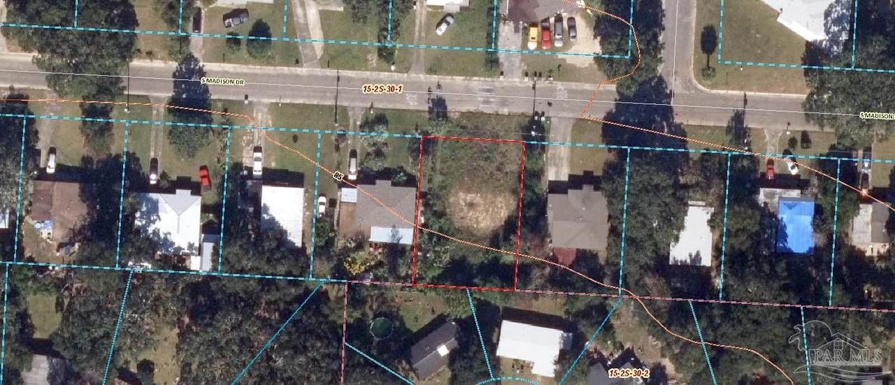 837 Madison Dr - Photo 1