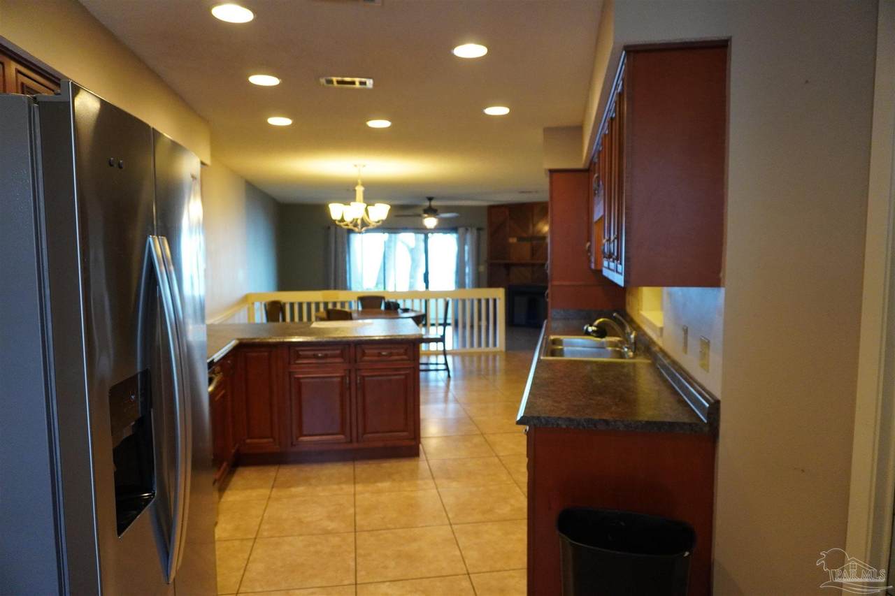 161 Dolphin Ct - Photo 1