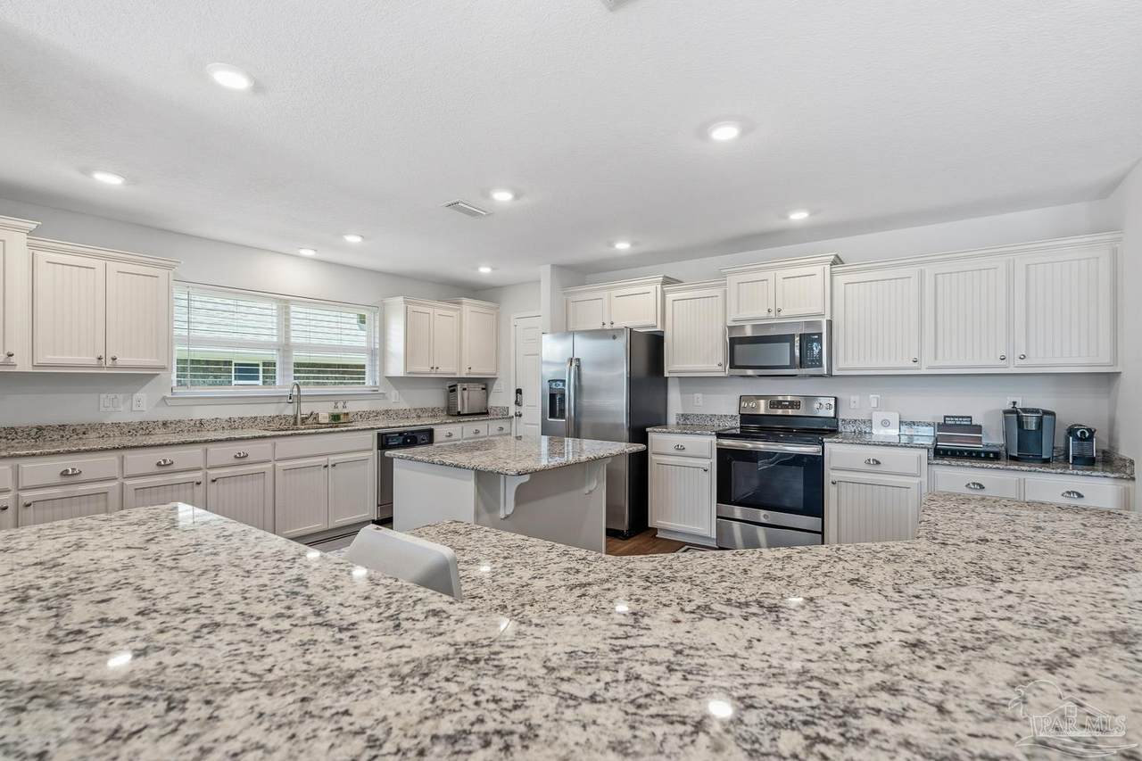 5961 Makenna Dr - Photo 1