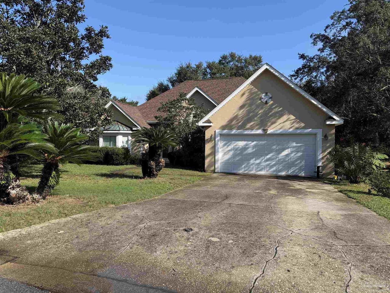 1490 Chalet Pl - Photo 1