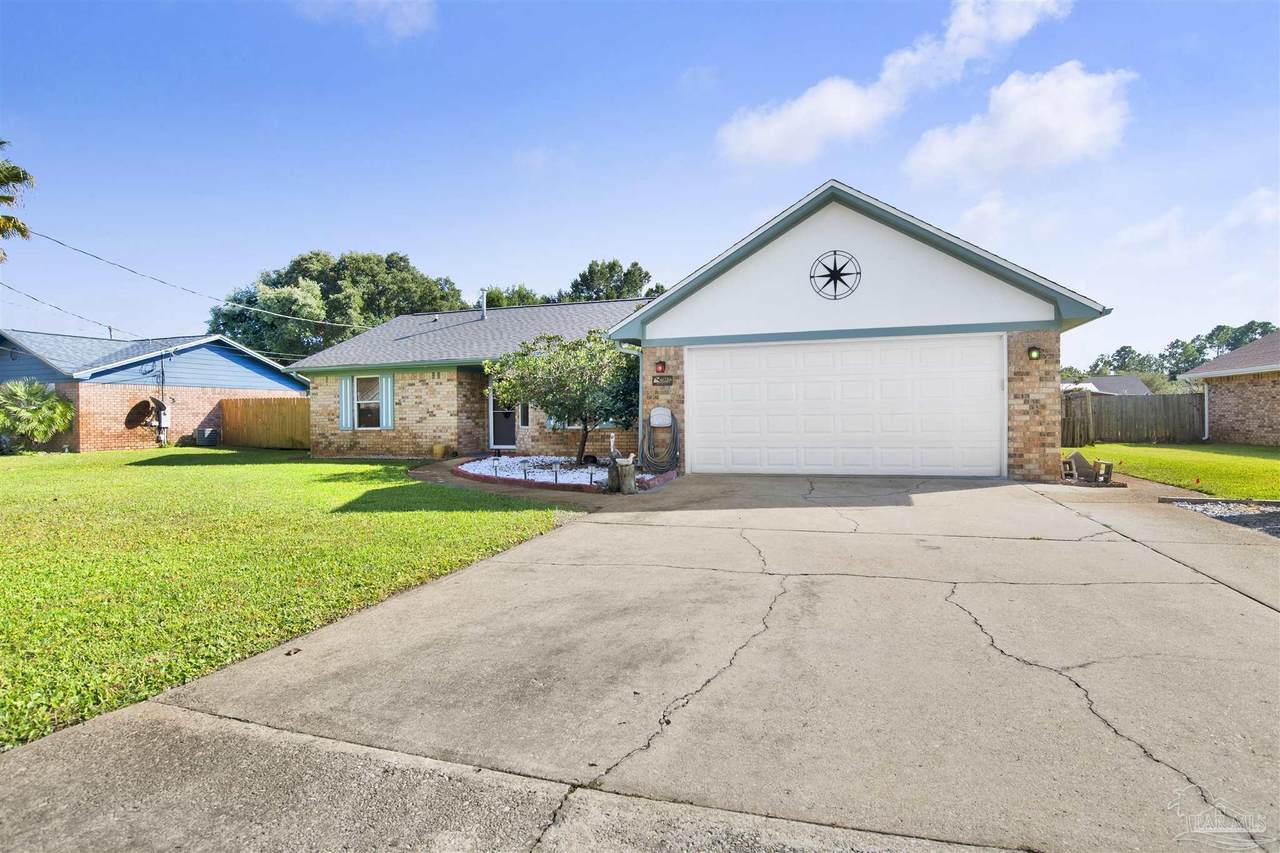 4036 Shorewood Dr - Photo 1