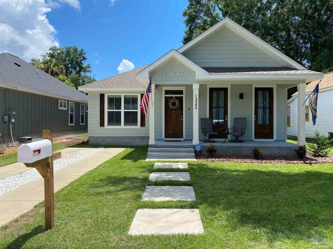 1322 7th Ave - Photo 1