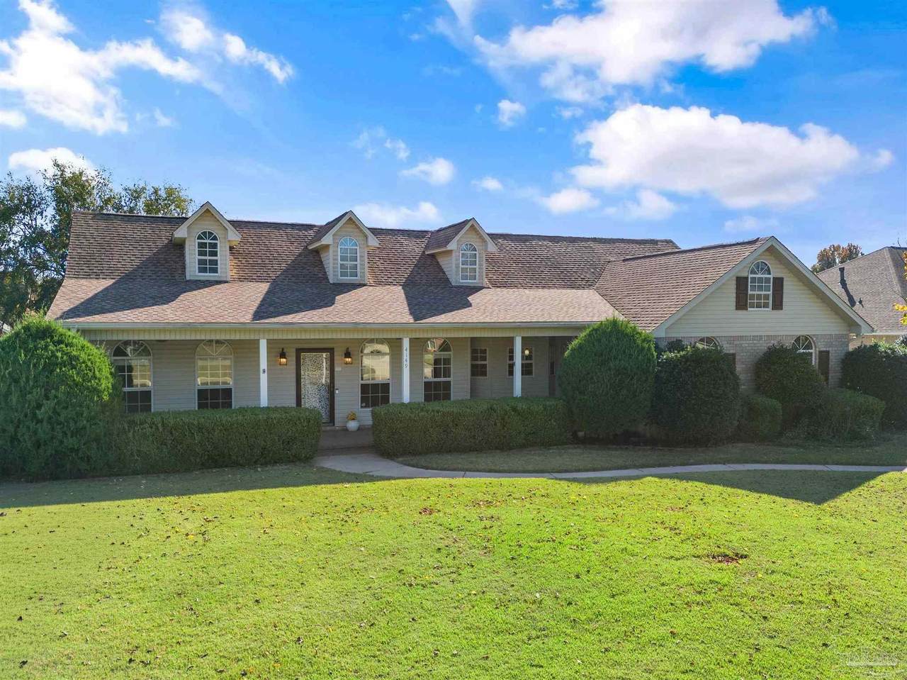 4149 Chartwell St - Photo 1