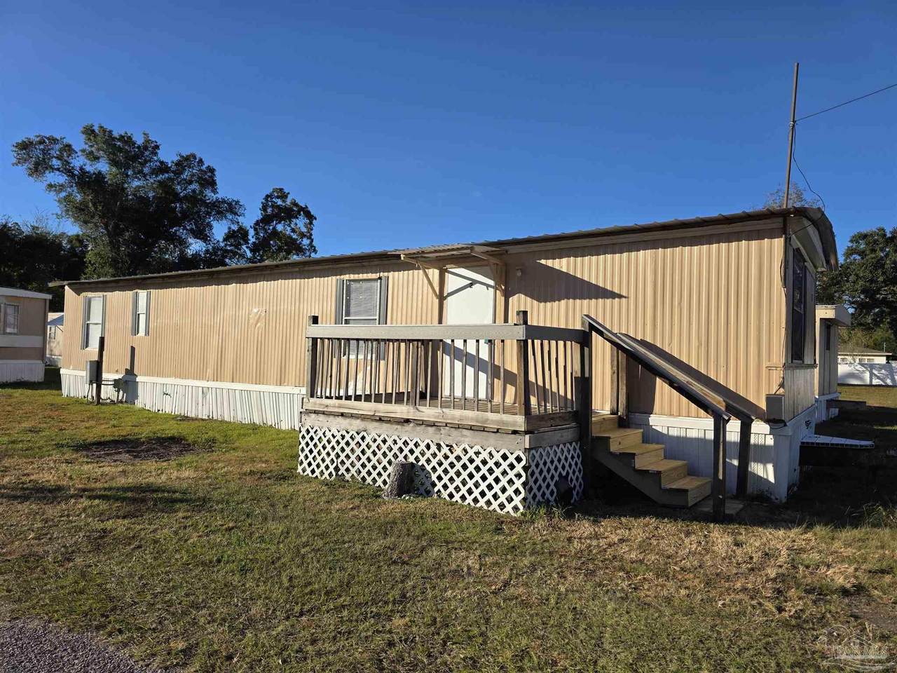 2821 Hillcrest Ave - Photo 1