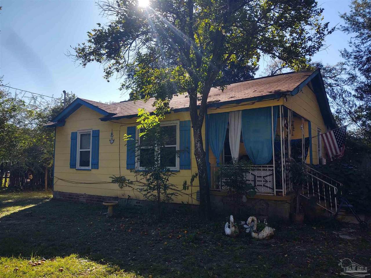 5217 Admiral Halsey Rd - Photo 1