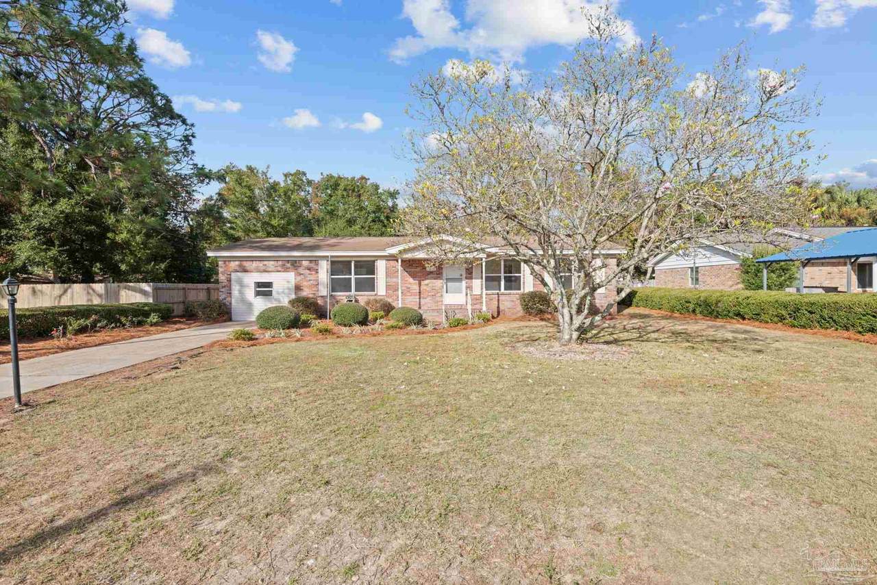 1810 Toni St - Photo 1